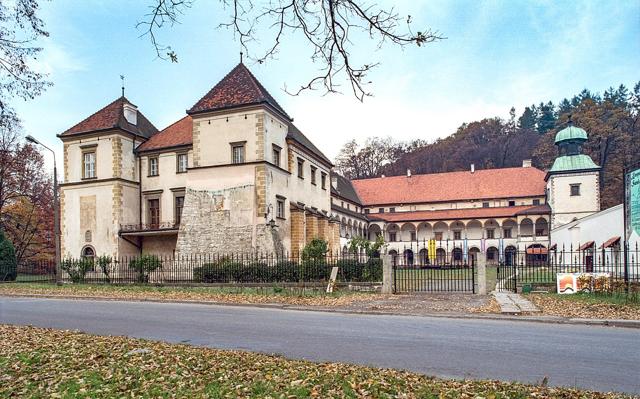 Sucha Beskidzka Castle